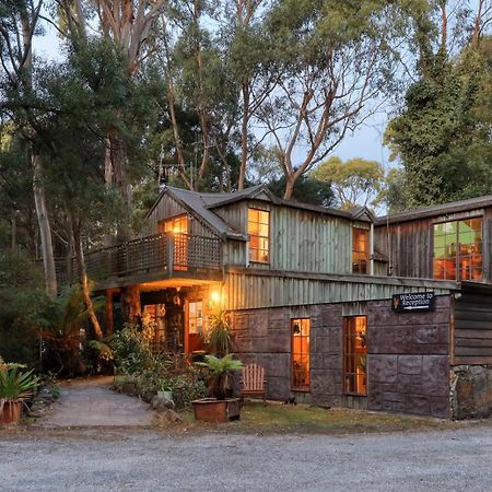 Crayfish Creek Van & Cabin Park Exterior photo